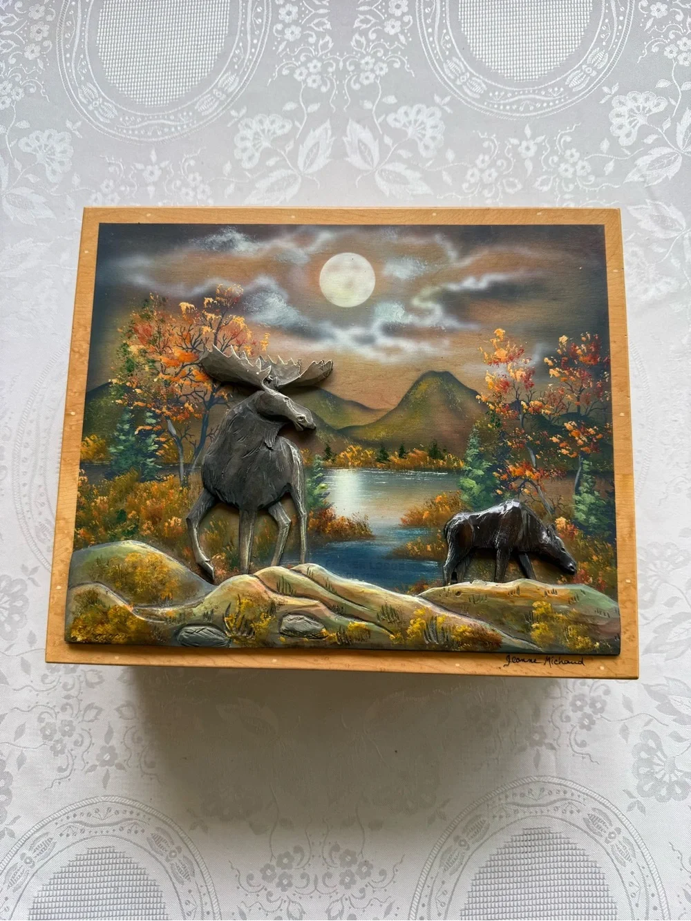 Vintage 3D Moose Carved Wooden Box By The Artist Jeanne Michaud VERY RARE!!!!